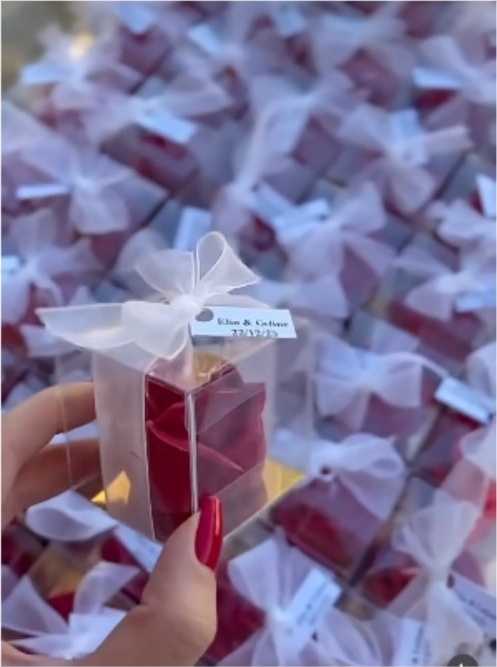The Petite Passion Rose